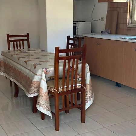 Holiday Apartment *